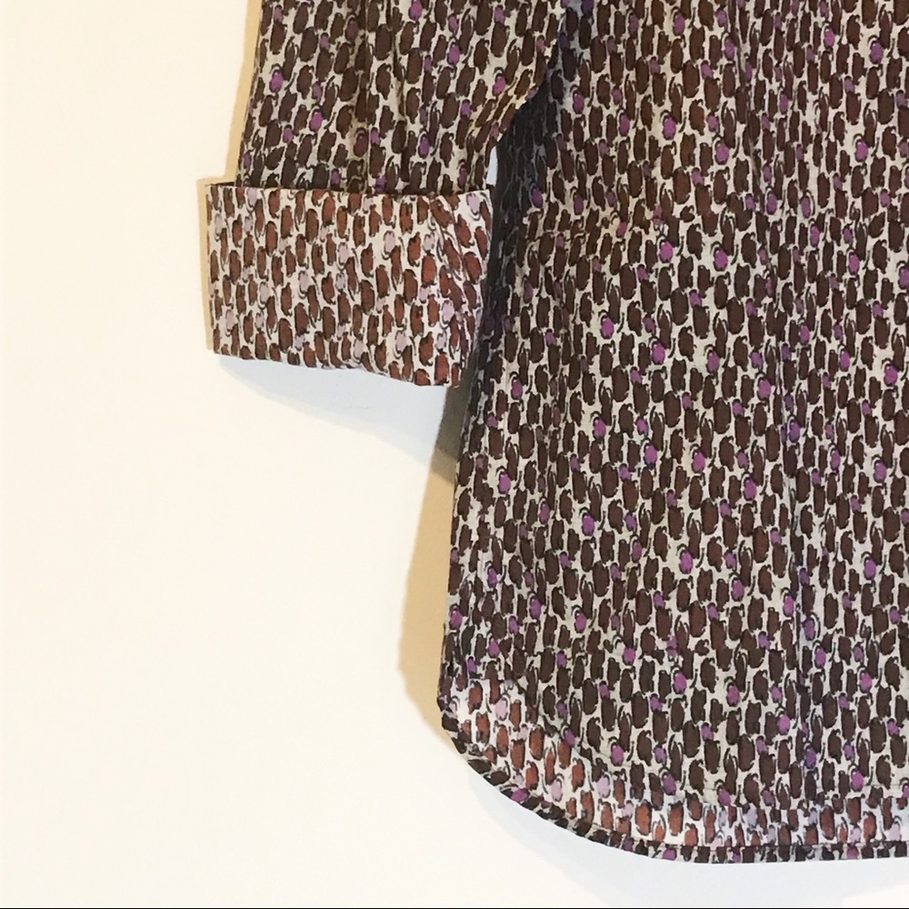 ✨Host Pick!✨ Burberry “Cholsey” button down shirt. - Picture 5 of 5